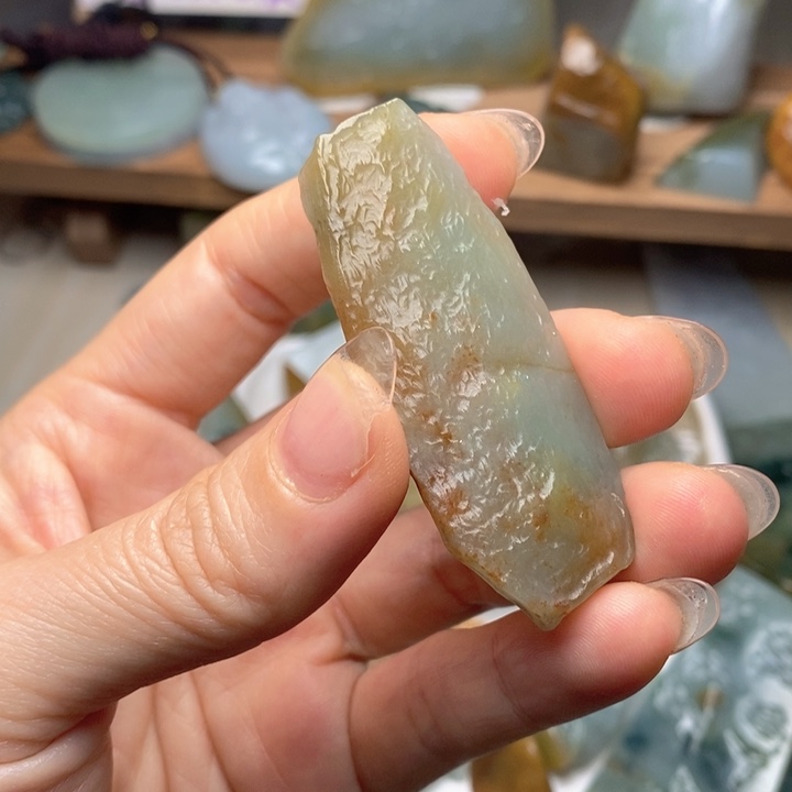 翡翠未镶嵌颈饰天然