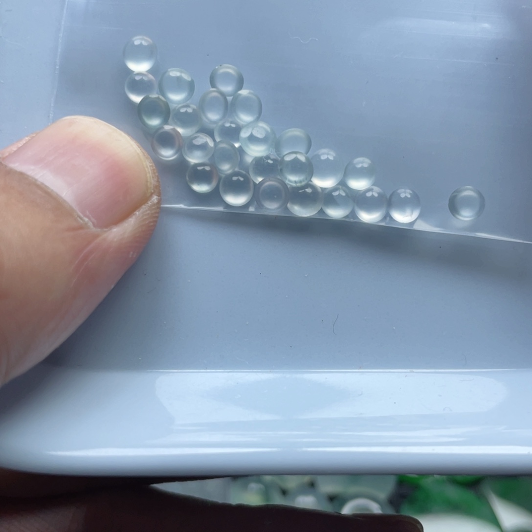 翡翠颈饰未镶嵌摇****5翡翠