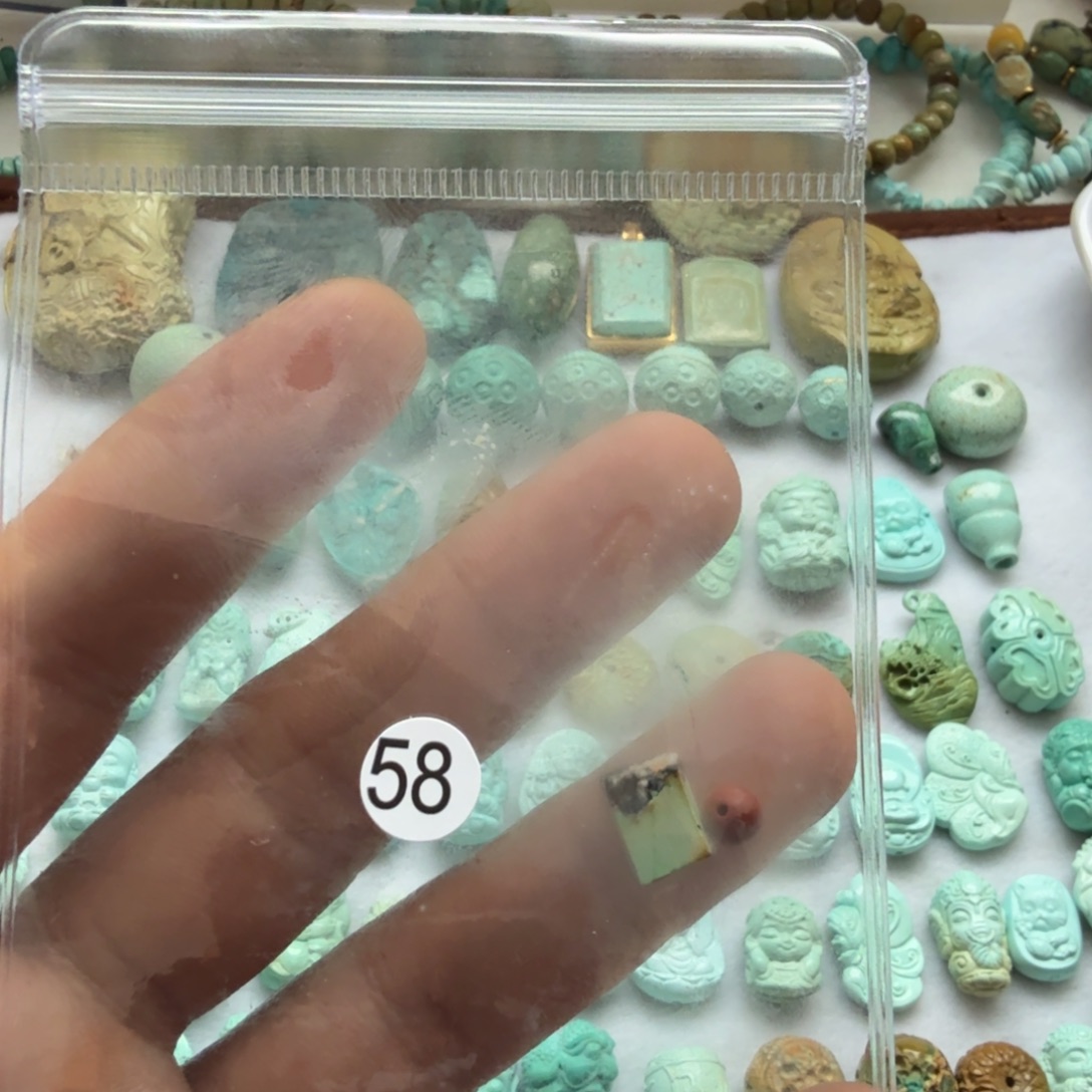南红玛瑙未镶嵌珠宝奇石