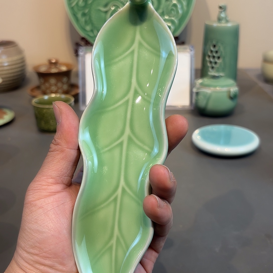 瓷片龙泉青瓷福利青瓷