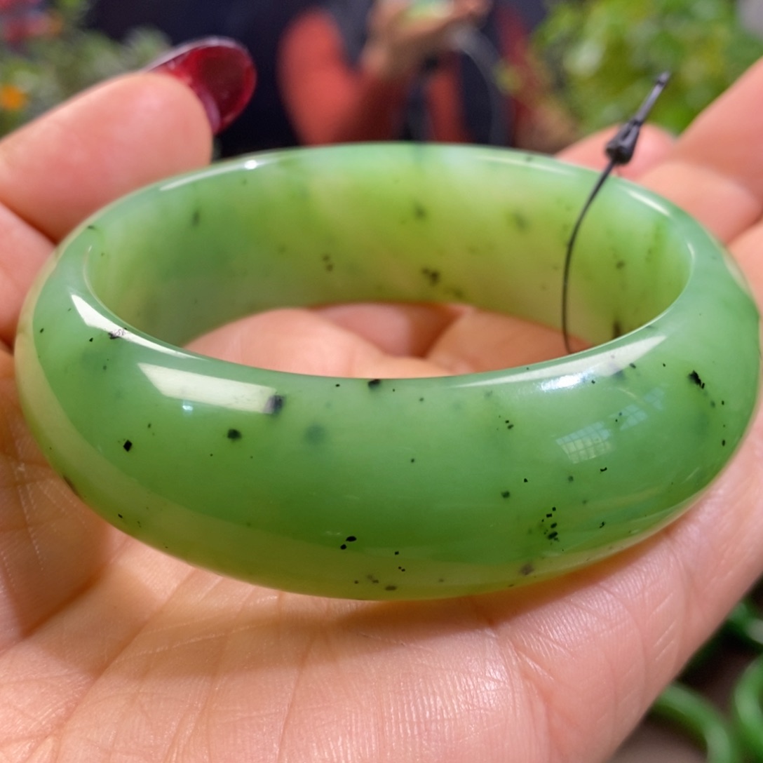 和田玉（碧玉）手镯未镶嵌