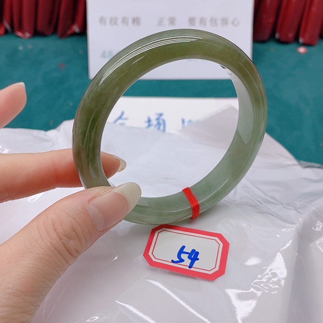 翡翠手镯未镶嵌羲****试54444444