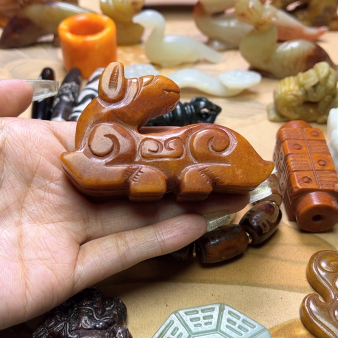 【闪购商品】蛇纹石玉颈饰未镶嵌