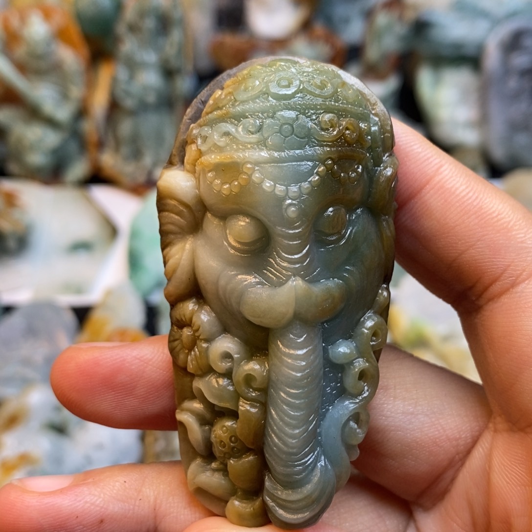 定制翡翠未镶嵌特色79