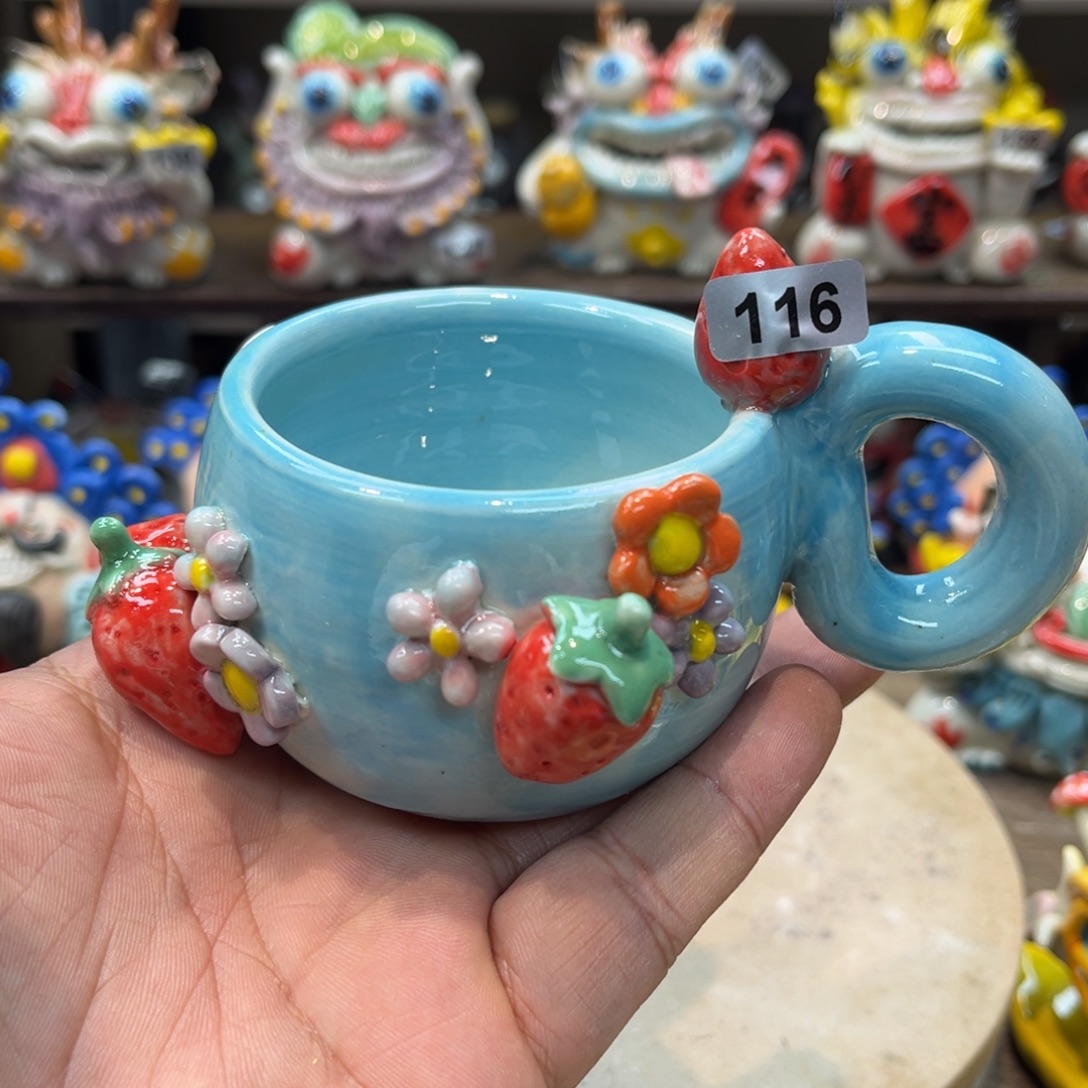 陶瓷纯手工抽象陶瓷摆件116
