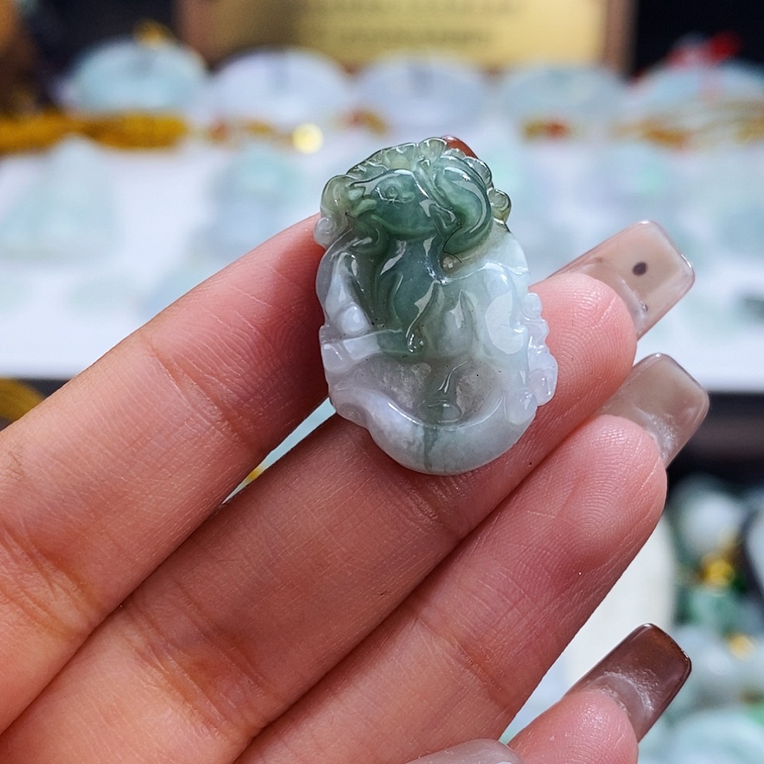 翡翠未镶嵌毛衣链9149