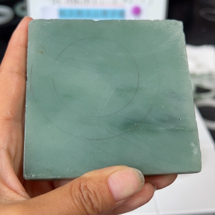 浦***毛定制石英质玉（天山翠）