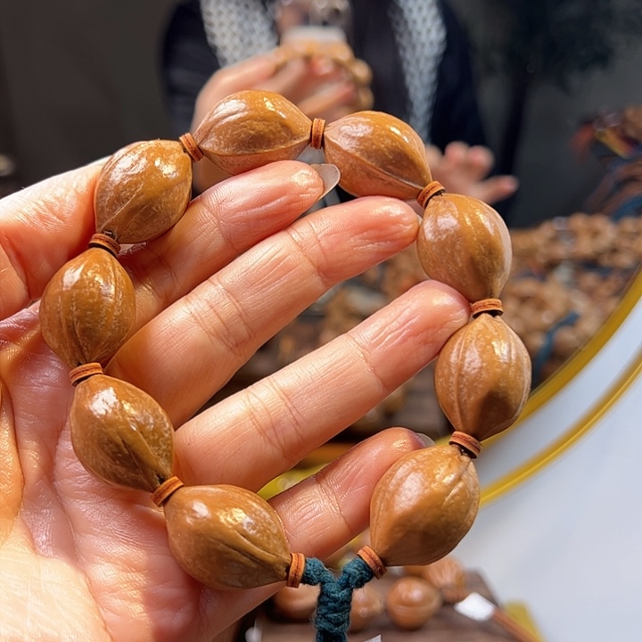 橄榄核吊坠是****ღ梅林铁核1.9-27