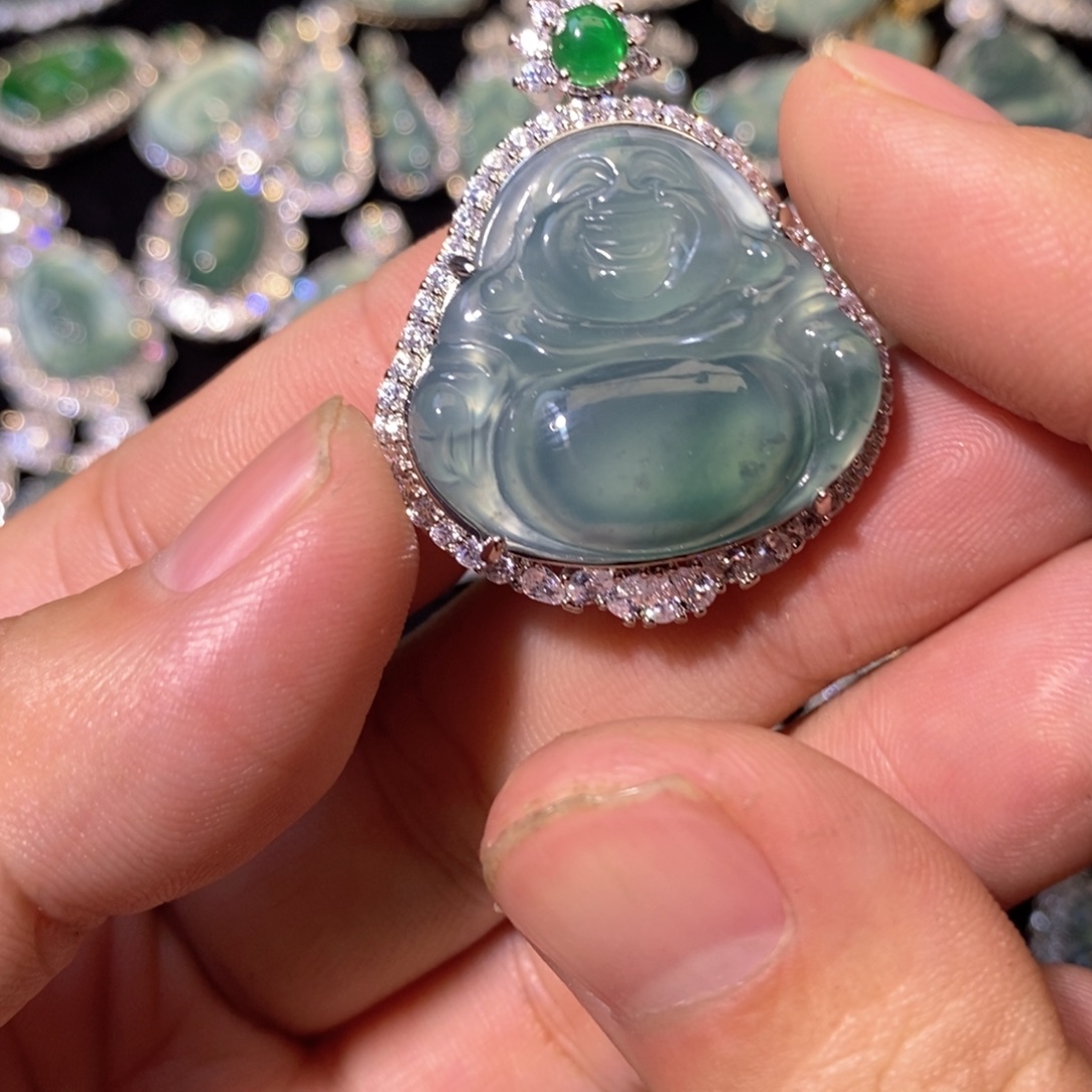 翡翠未镶嵌颈饰天然