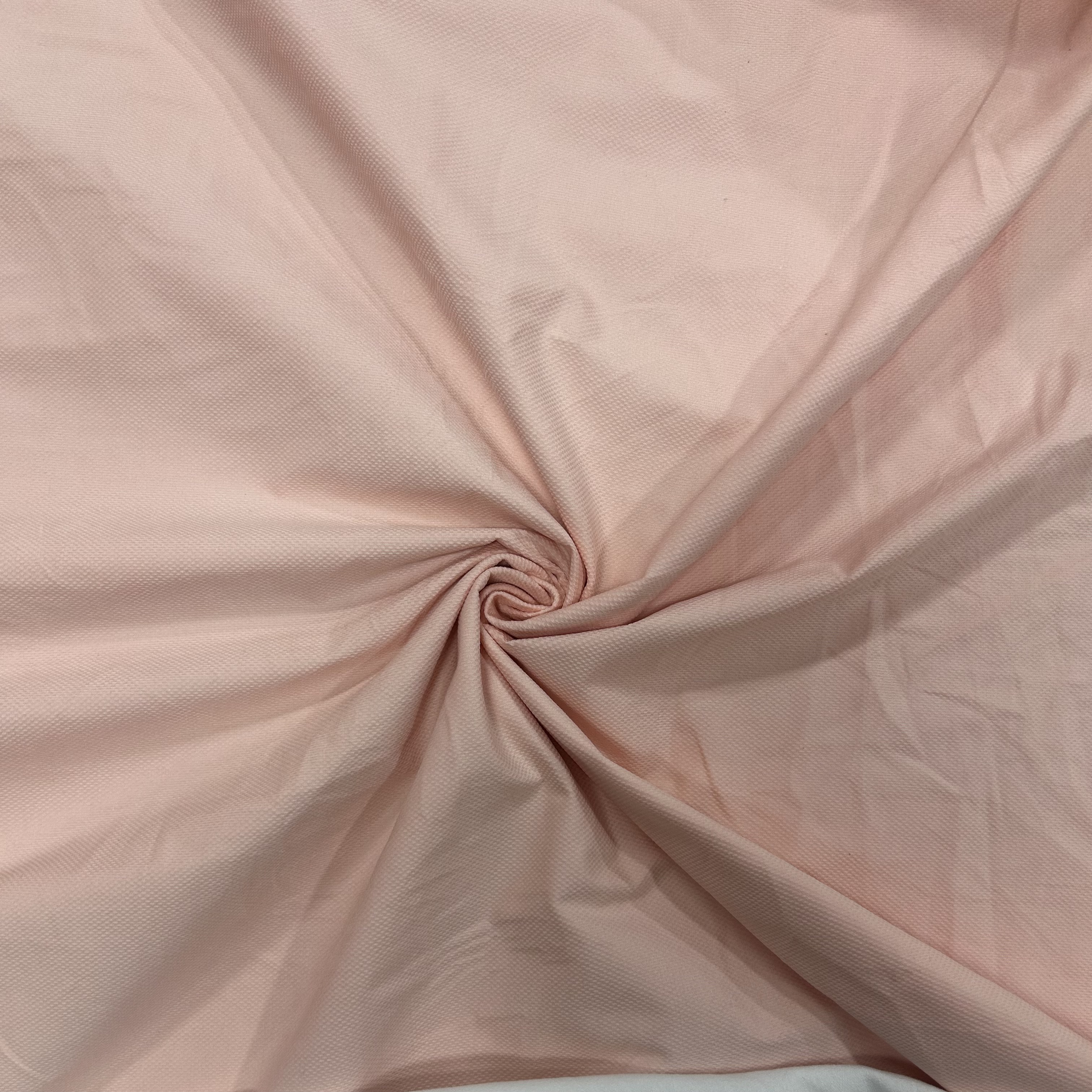 135-桃粉色 灯芯绒面料  柔和亲肤 精梳精纺无扎感 多拍连裁