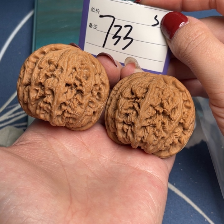 文玩核桃把件粗筋46