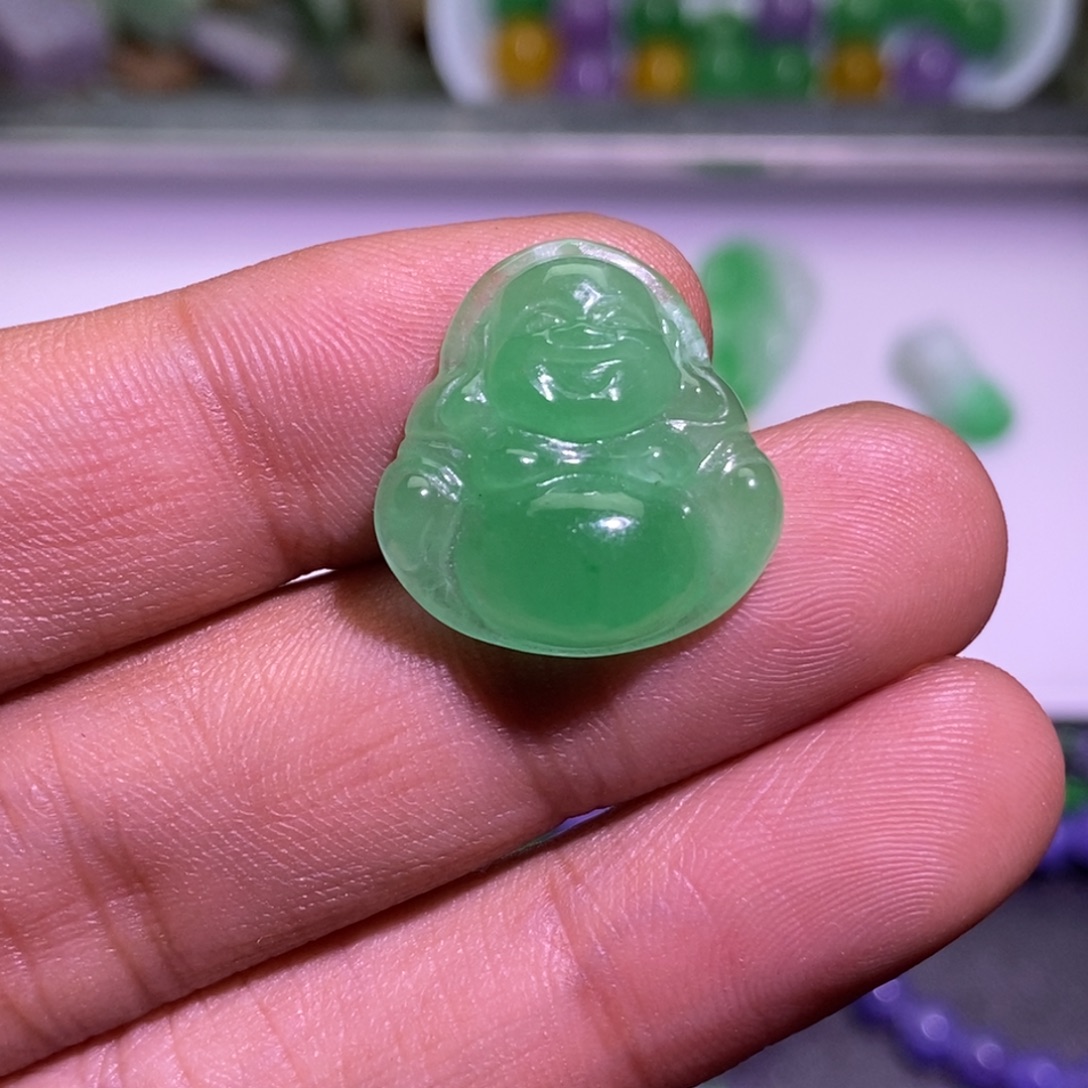 翡翠未镶嵌颈饰吊坠