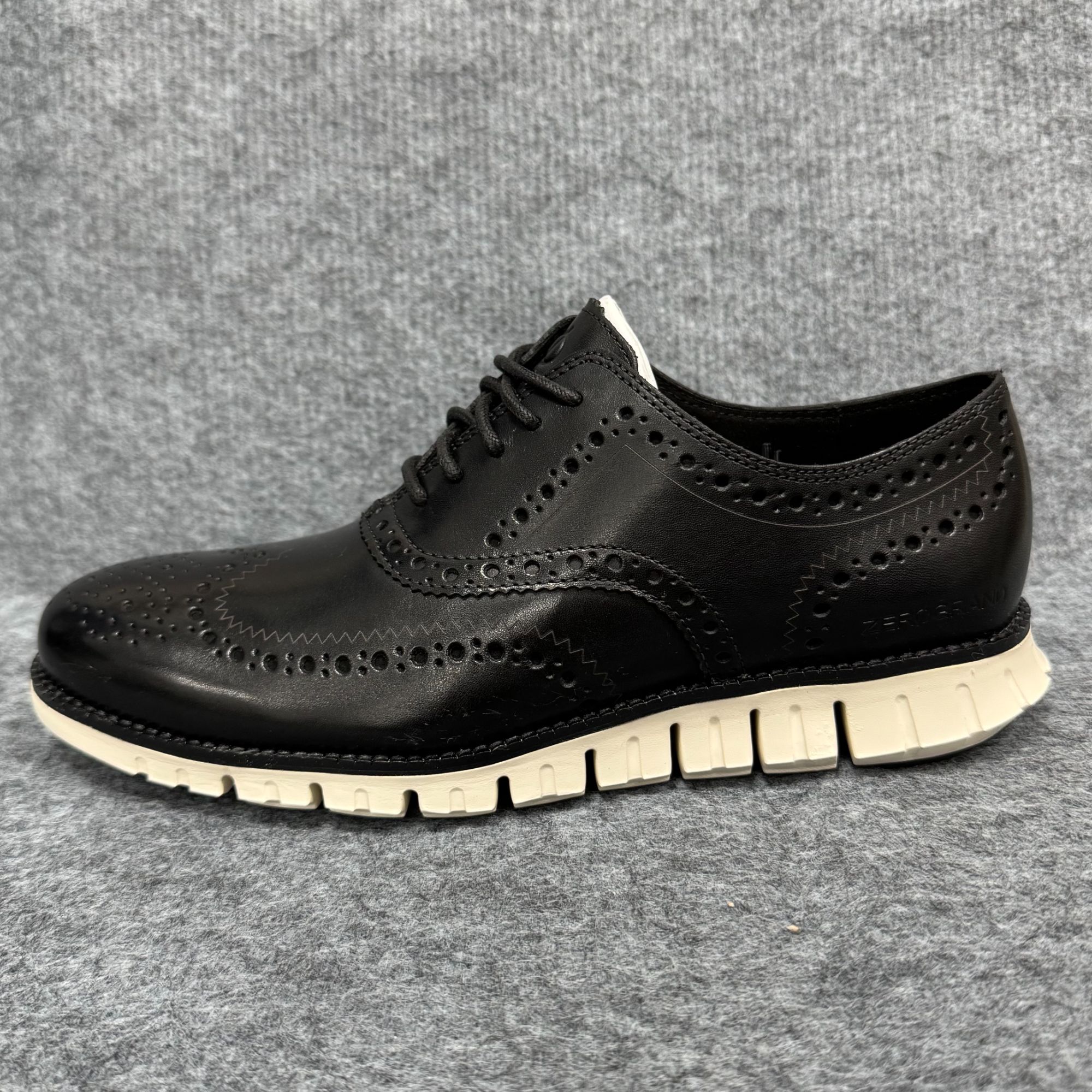 尾货默认微瑕介意勿拍B-CH-男款黑色超轻布洛克雕花牛津鞋C20720