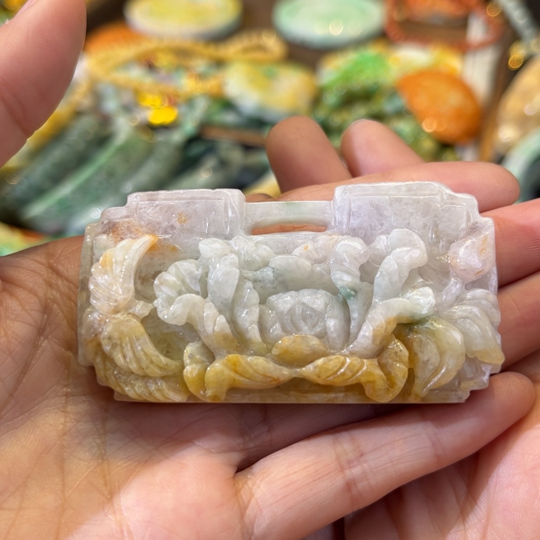 翡翠颈饰未镶嵌待编款
