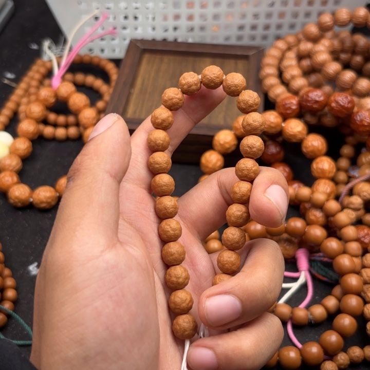 ＠***:吊坠猴头核桃全品纯手工舍利