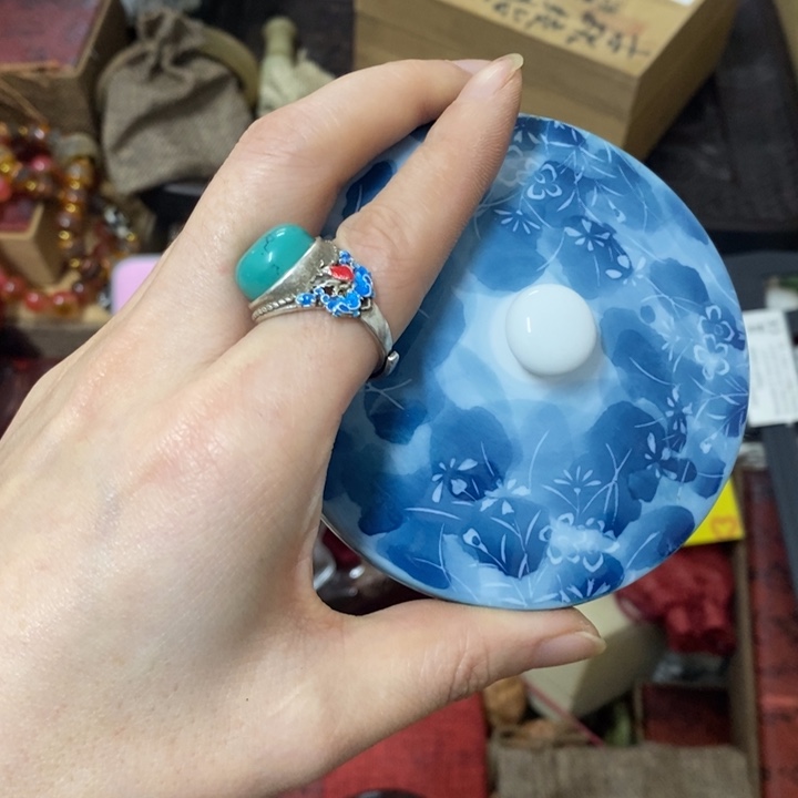 摆件中古工艺品一件