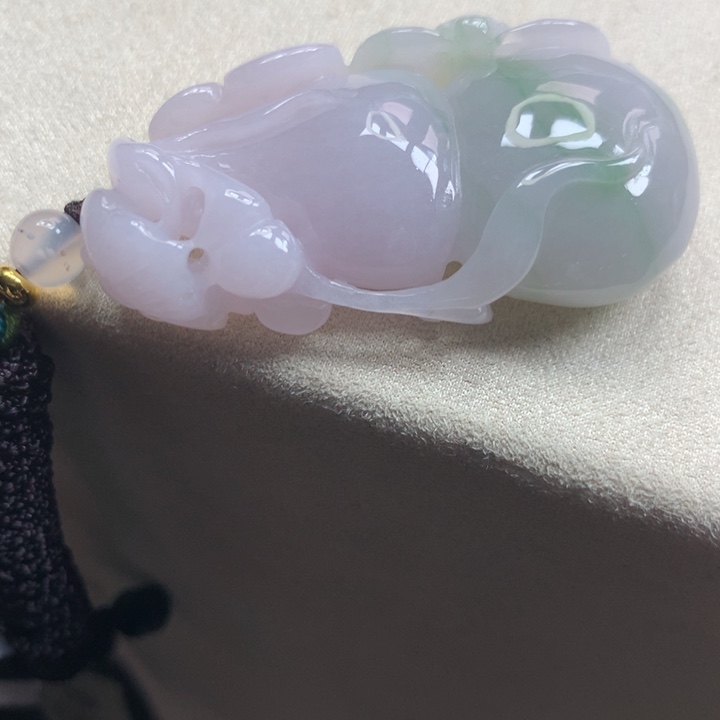 翡翠未镶嵌颈饰吊坠