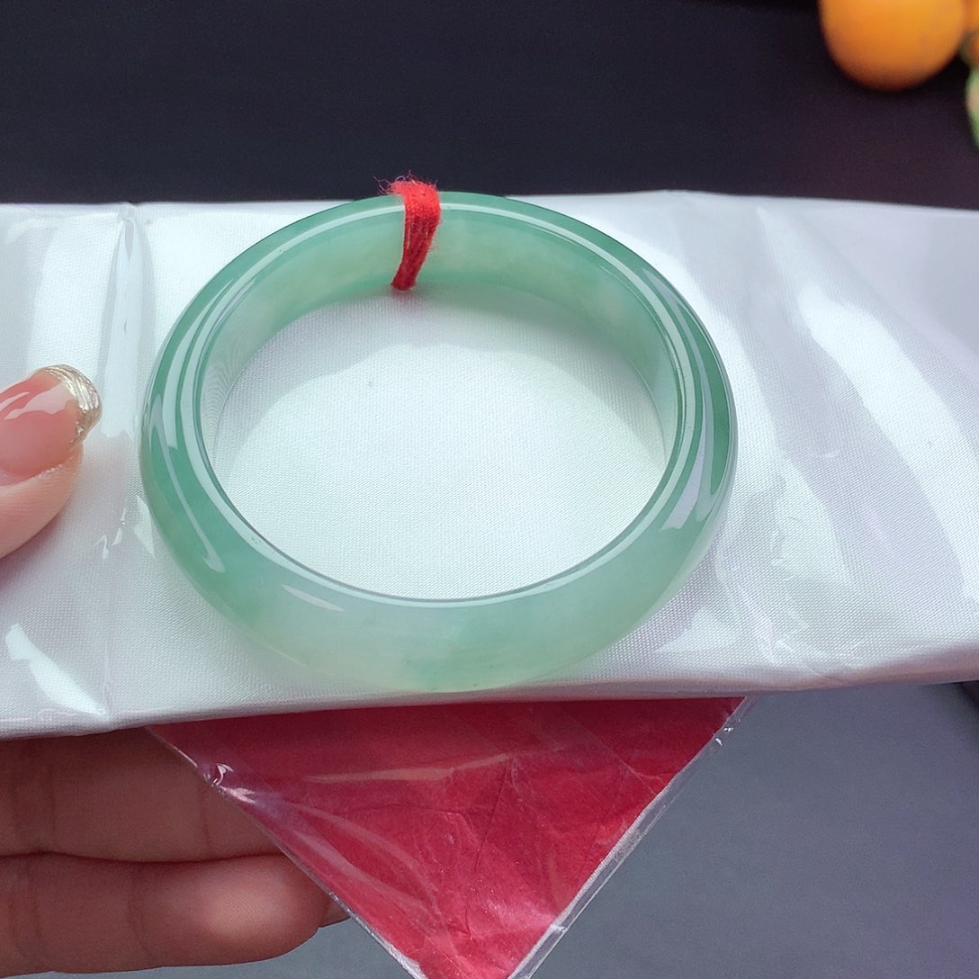 【闪购商品】翡翠手镯未镶嵌a 1910001