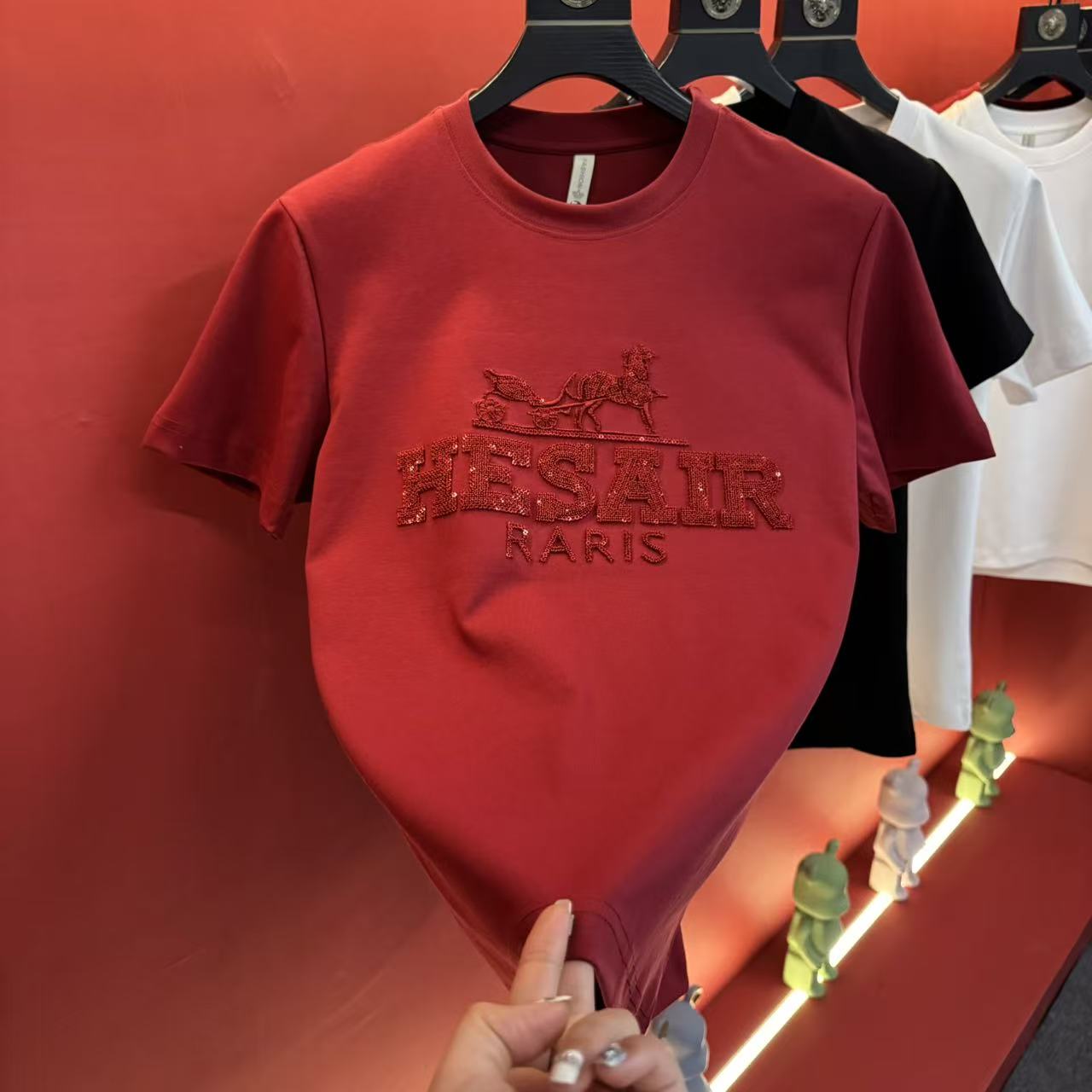 【马年年货】轻奢风马年新年款本命年冬季新款加厚男士短袖T恤