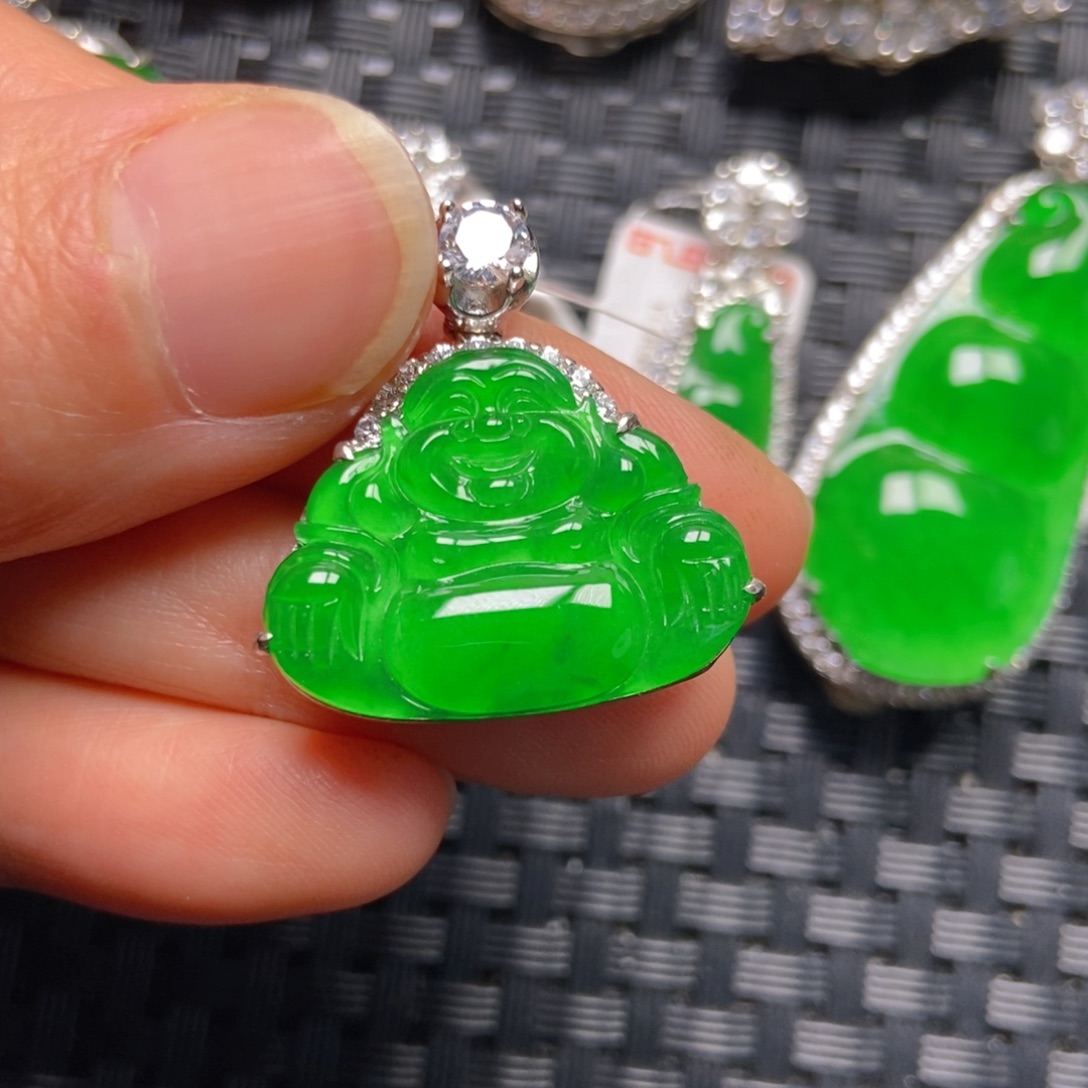 翡翠银S925镶嵌颈饰佛公吊坠