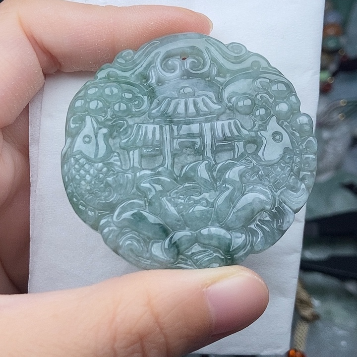 翡翠未镶嵌颈饰翡翠