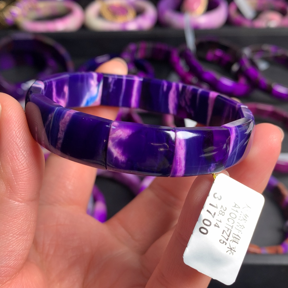 苏纪石（舒俱来）未镶嵌樱花粉幻彩镯排