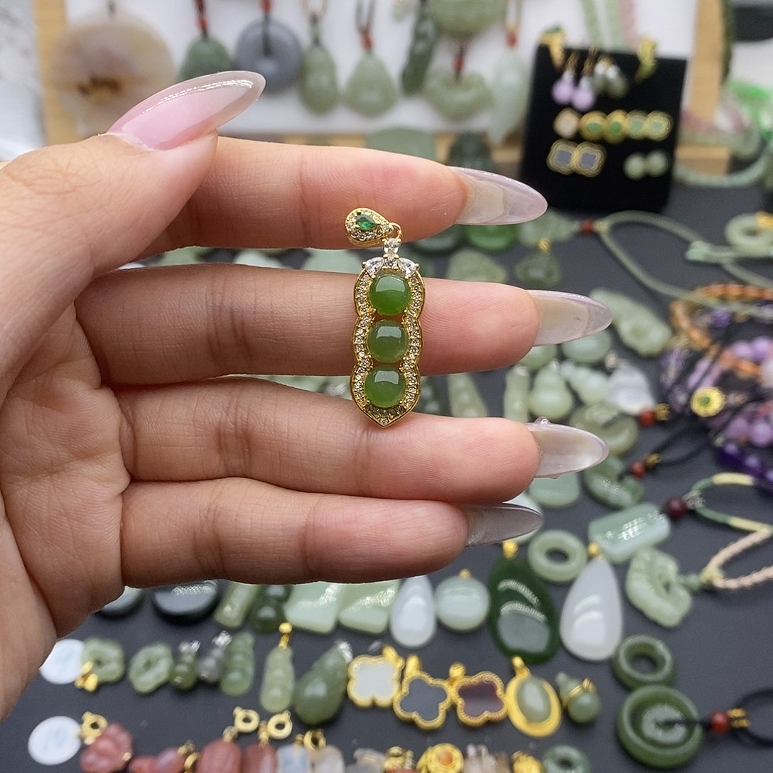 和田玉吊坠(不含链)银S925镶嵌