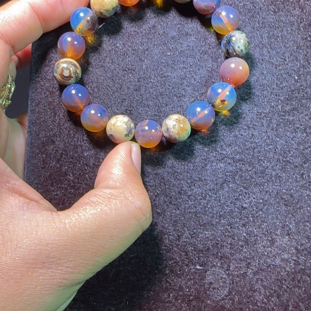 琥珀未镶嵌裸石琥珀