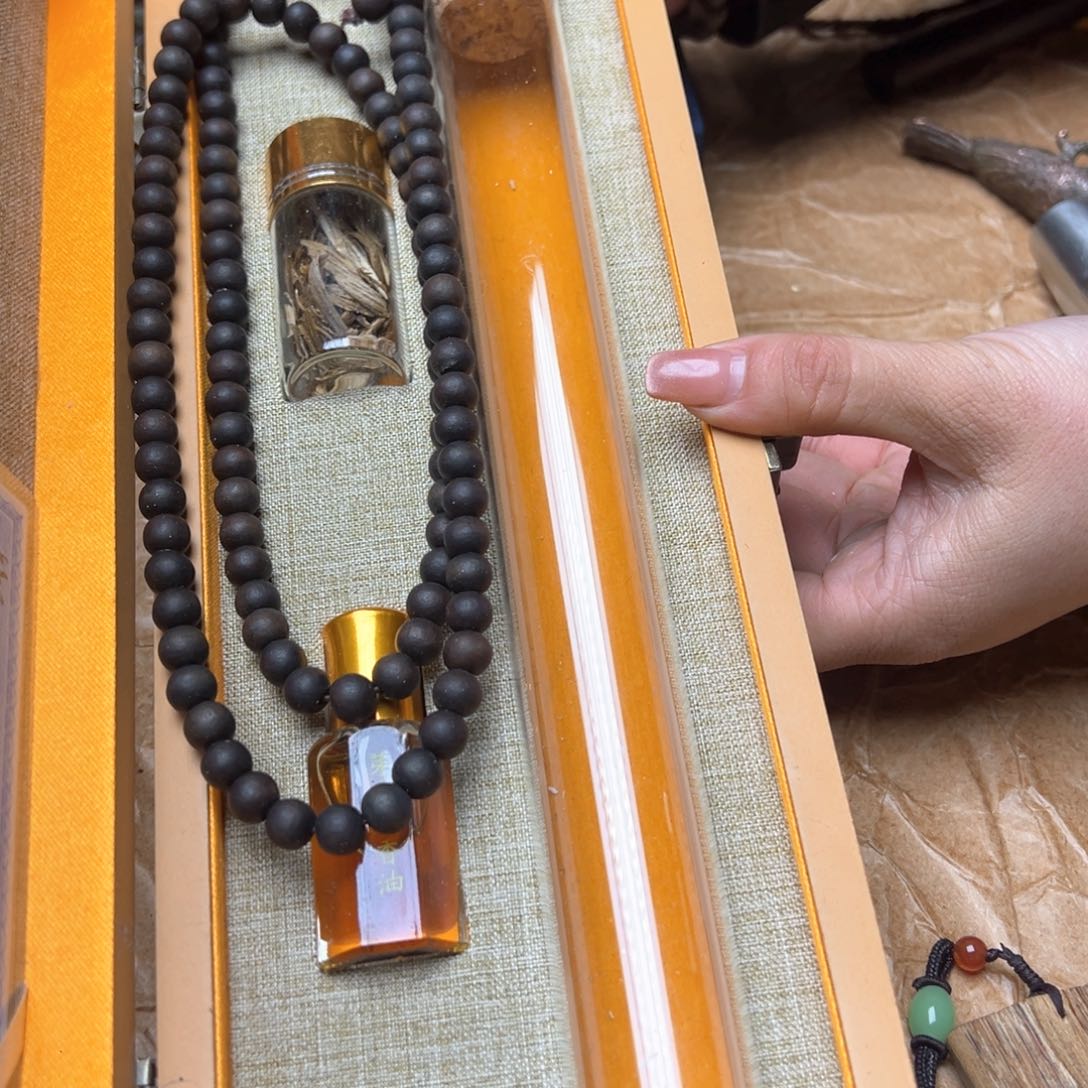 滴血莲花菩提吊坠