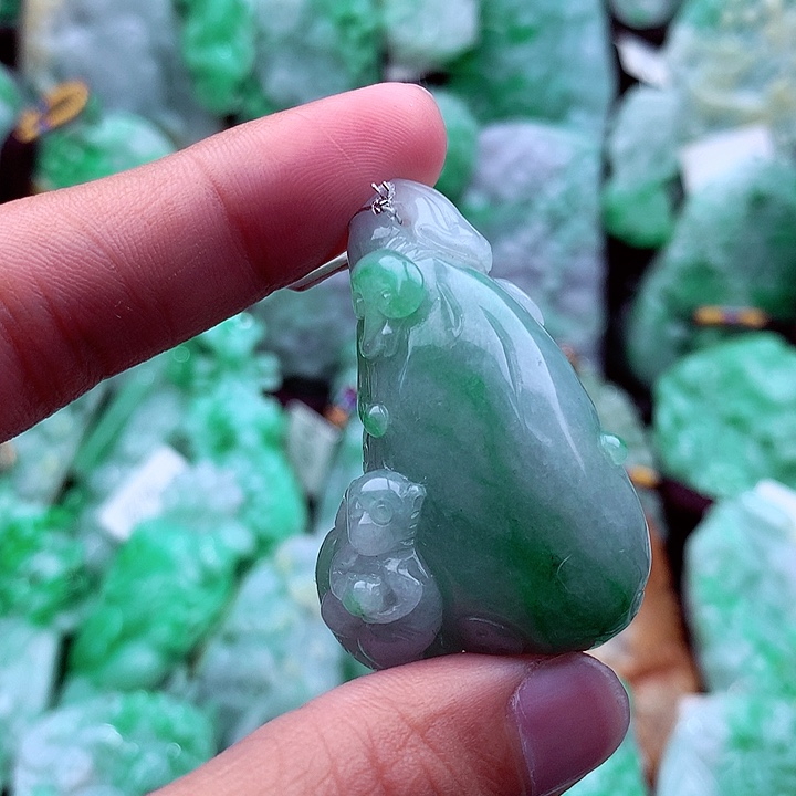 翡翠吊坠(不含链)未镶嵌