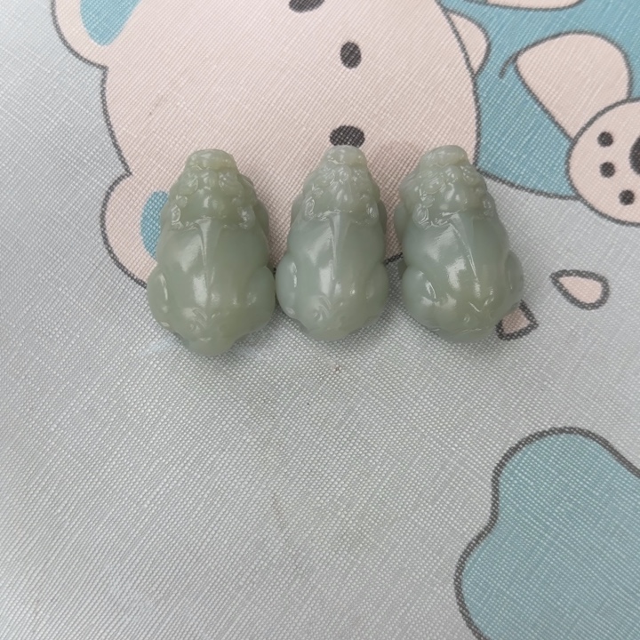 和田玉未镶嵌颈饰多样性发货，拍一发一