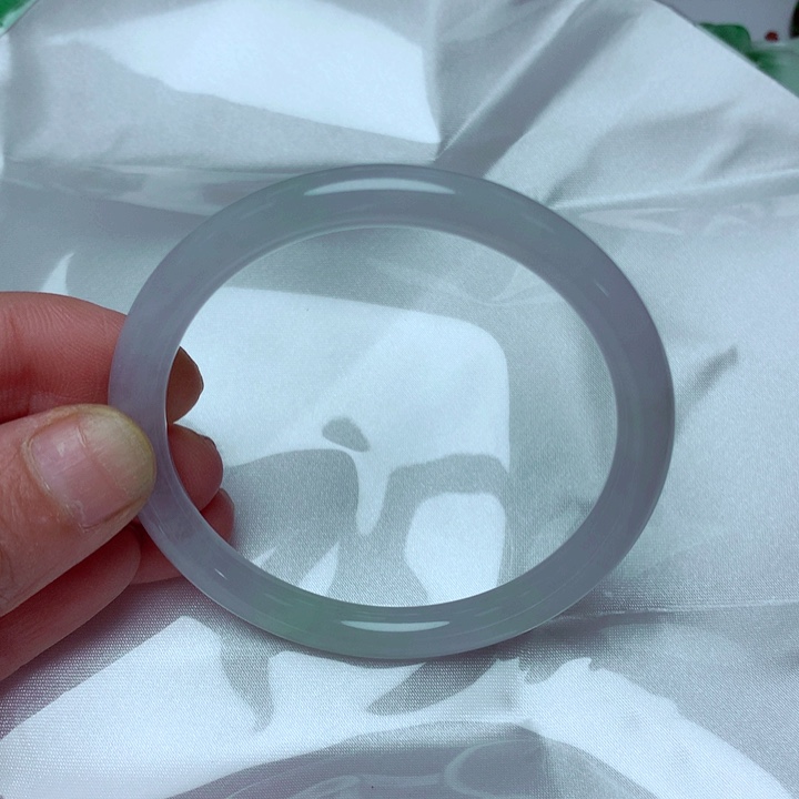 翡翠手镯未镶嵌手镯