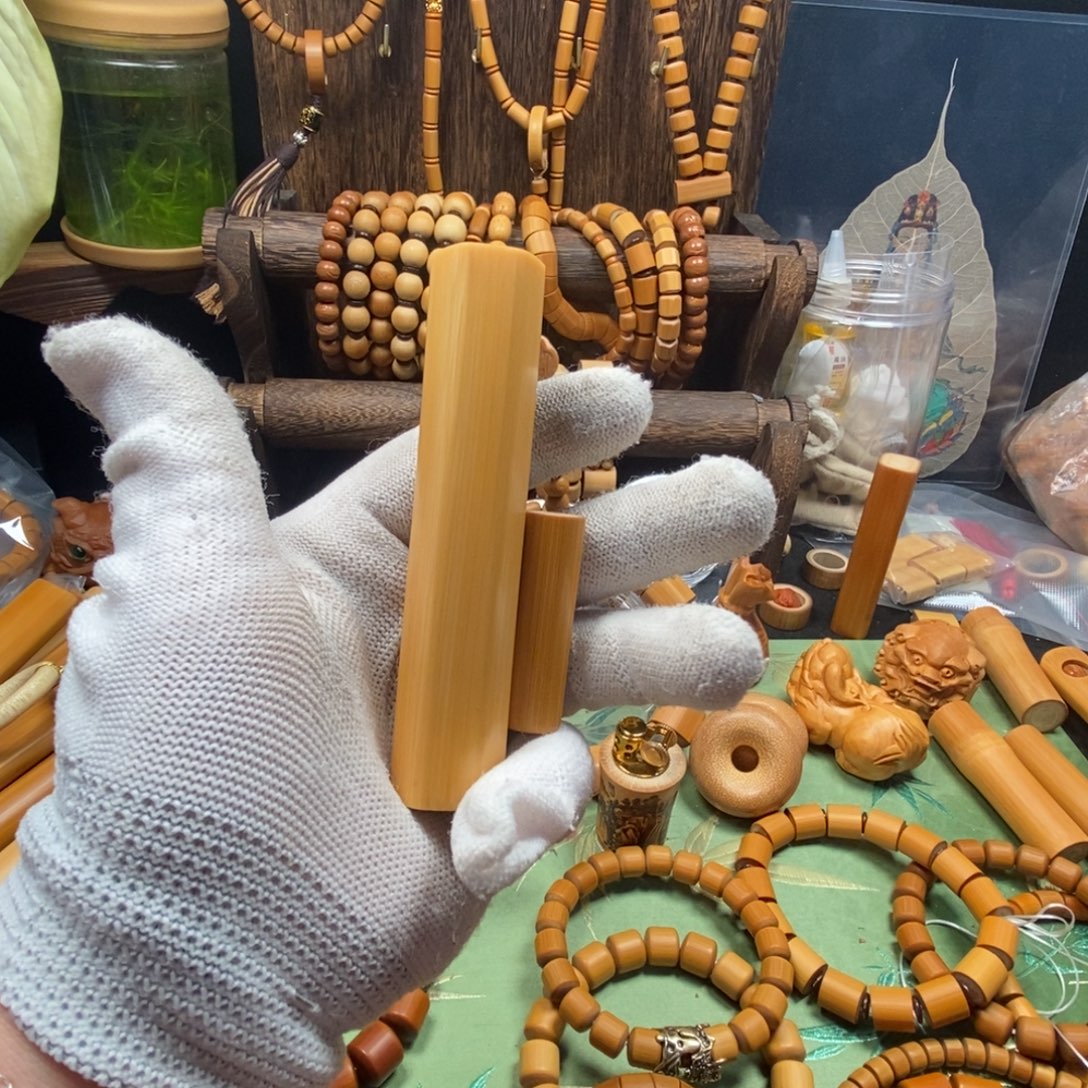 不***丽竹实心竹手把件水晶料