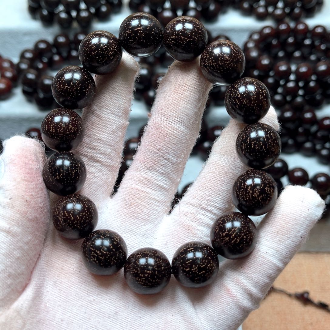 金***地檀香紫檀（小叶紫檀）1.5爆