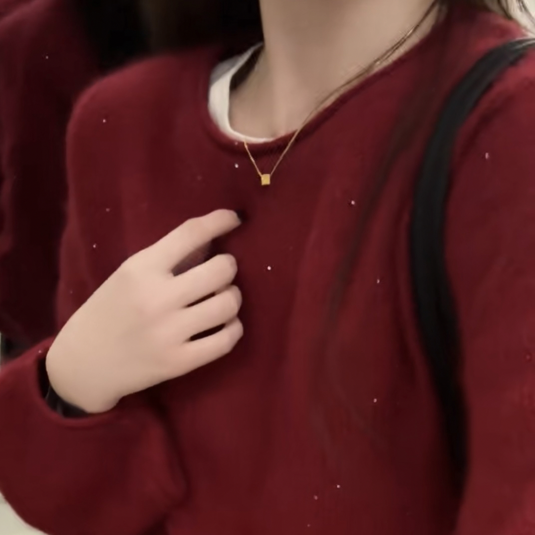 韩版气质宽松慵懒风圆领亮片羊毛毛衣女2025冬季新款时尚百搭上衣