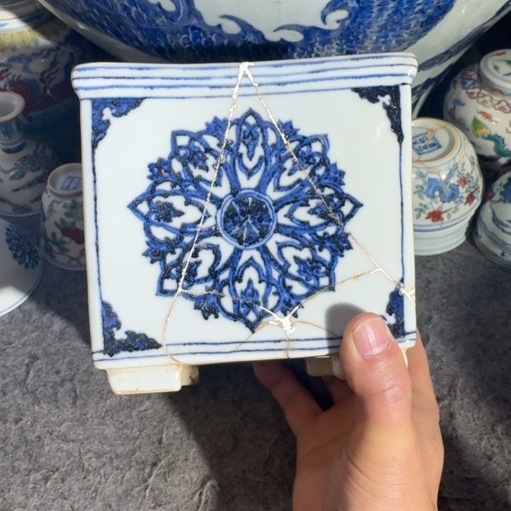 全***单摆件陶瓷工艺品摆件青花水仙盆（修复件）