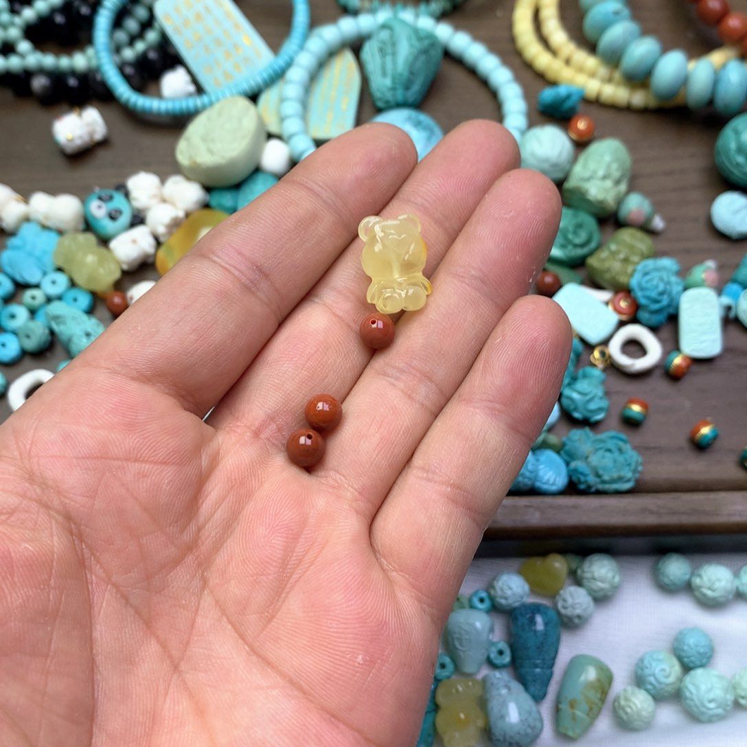 南红玛瑙雕刻未镶嵌