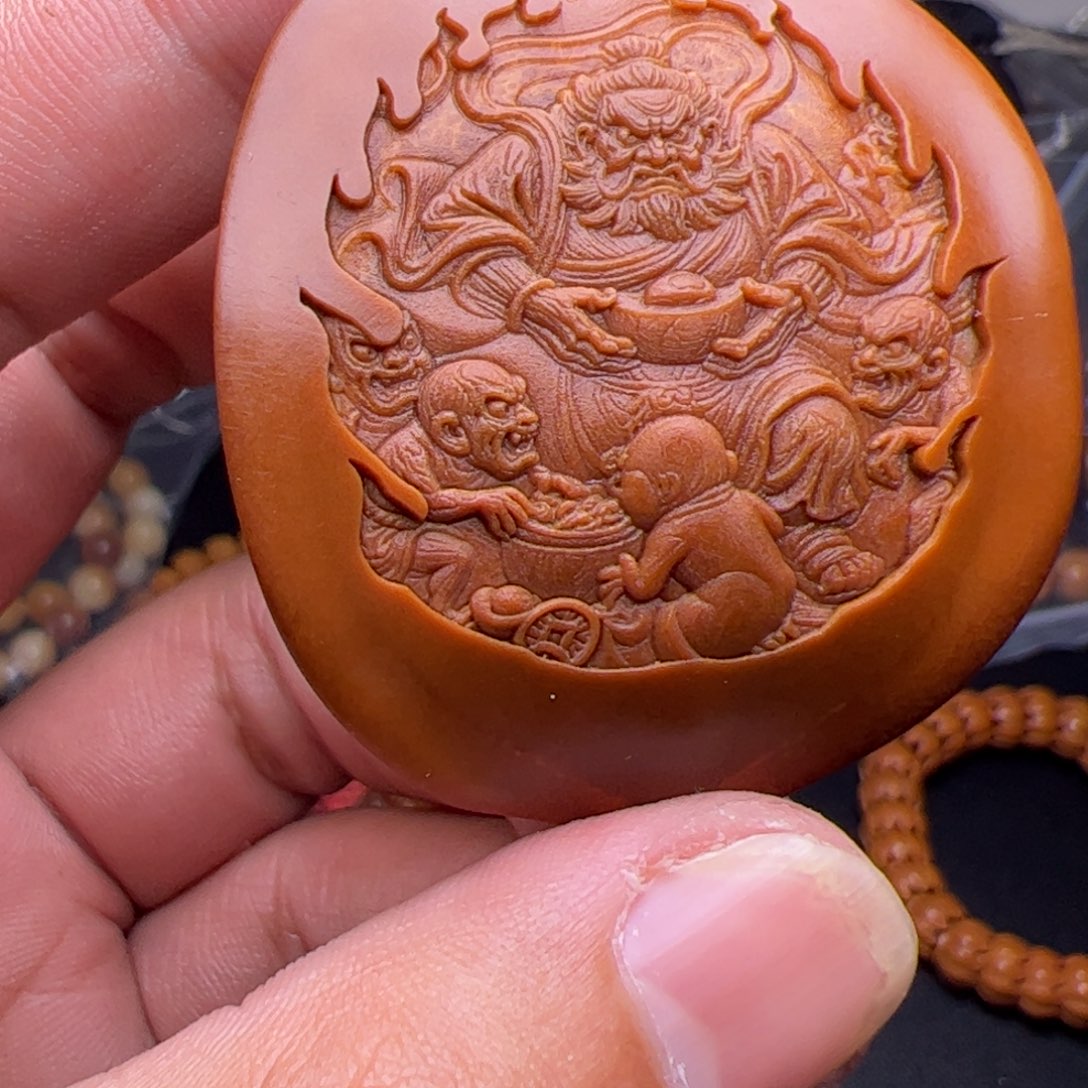 吊坠猴头核桃墨镜套装