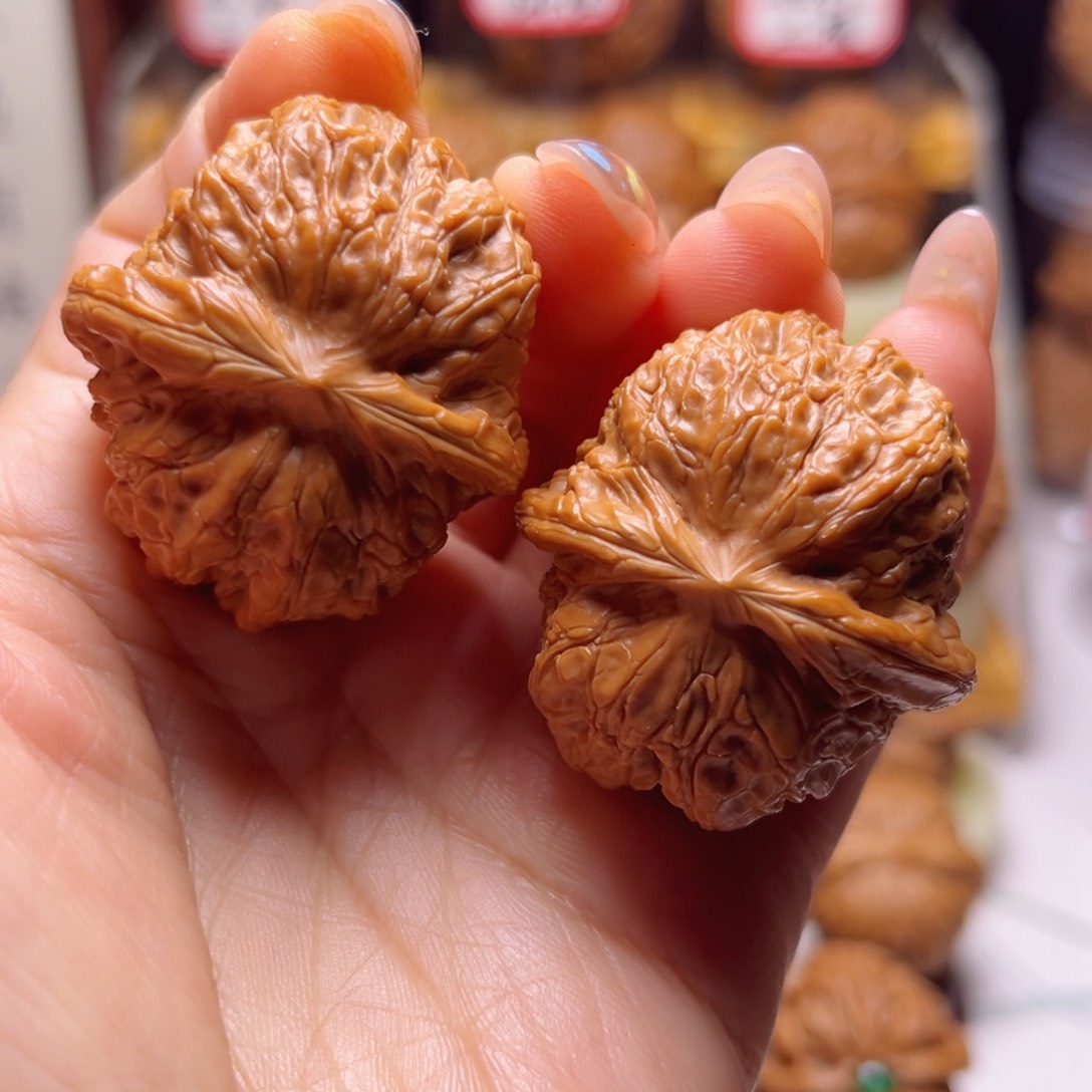 文玩核桃吊坠36尺血麒麟福利款