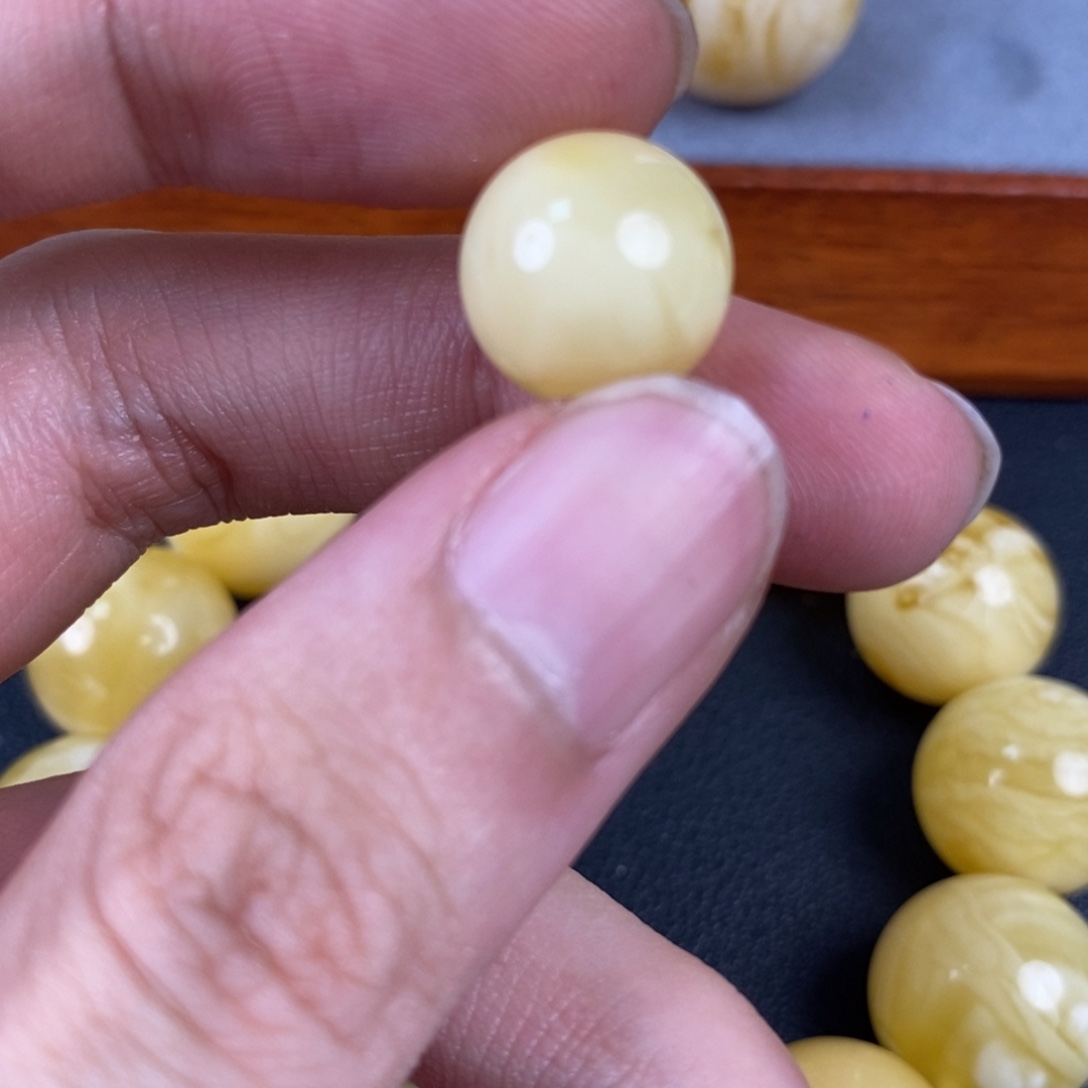 琥珀未镶嵌珠宝奇石55