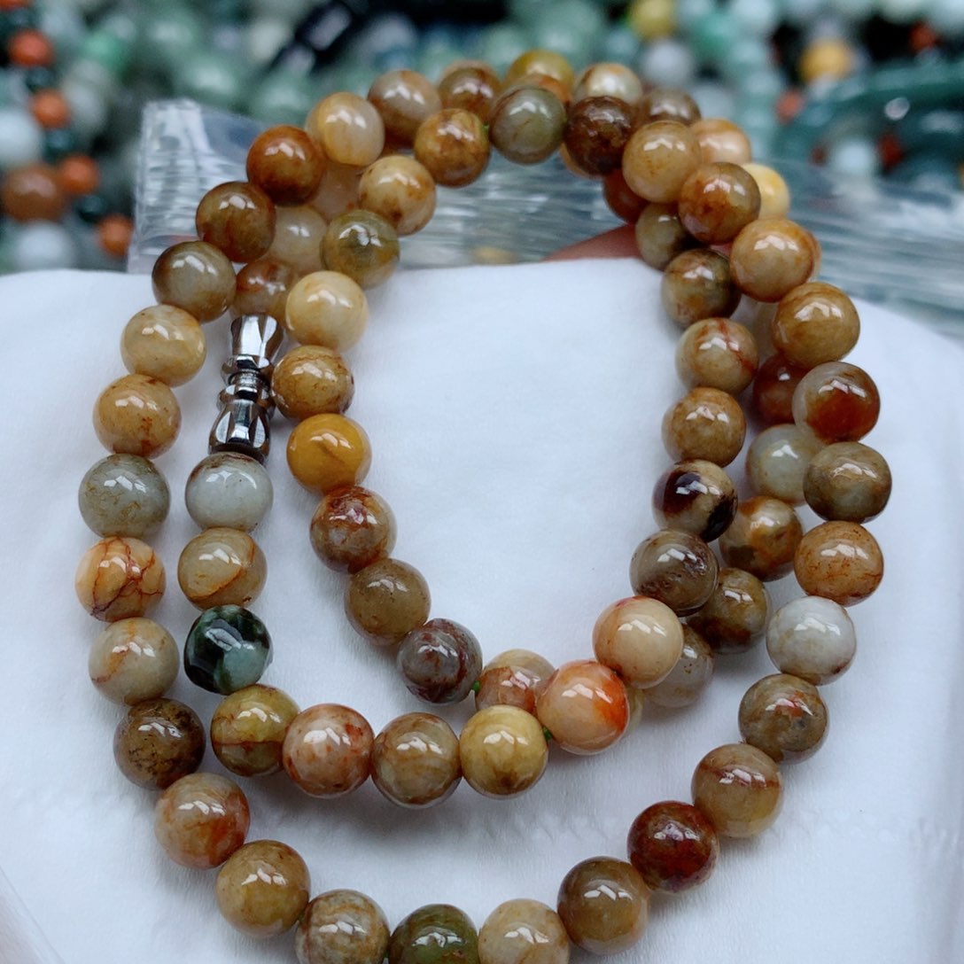 翡翠颈饰未镶嵌手串