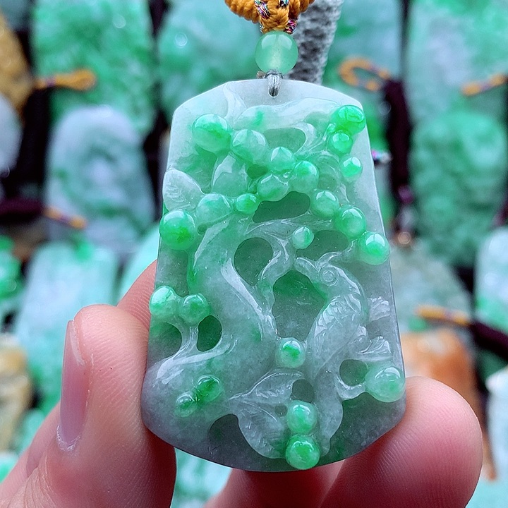 翡翠吊坠(不含链)未镶嵌