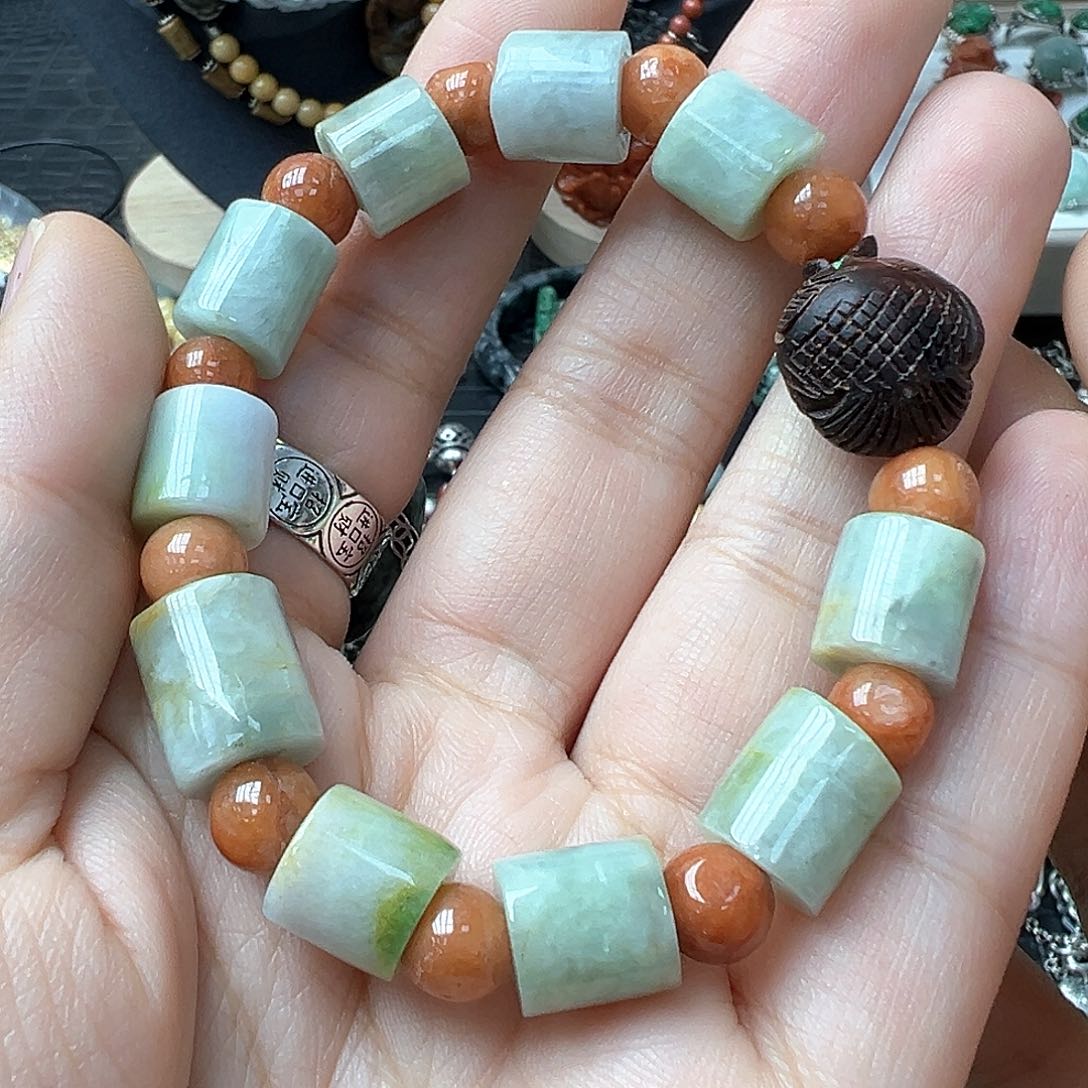 翡翠戒指未镶嵌炸