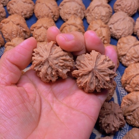 【闪购商品】吊坠文玩核桃L*三棱38