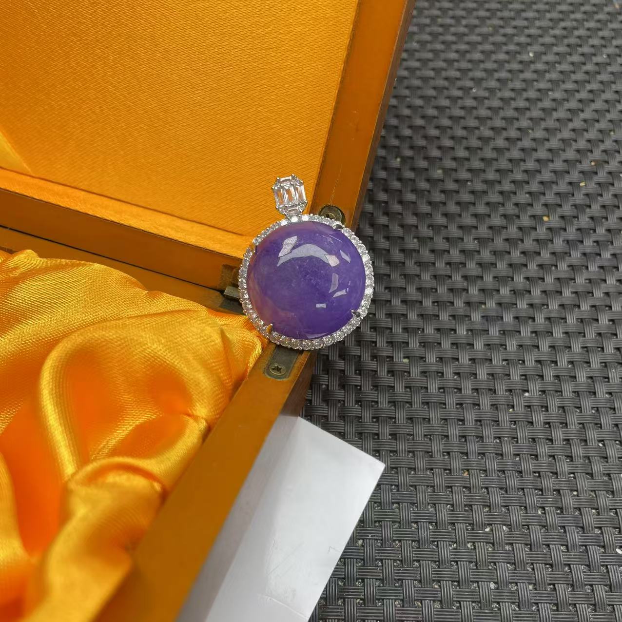 透紫圆蛋面吊坠-1WQ1069