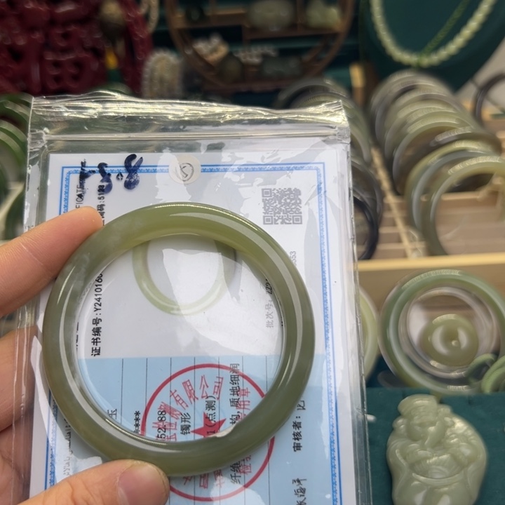 和田玉手镯未镶嵌@*花58.8圈围0793