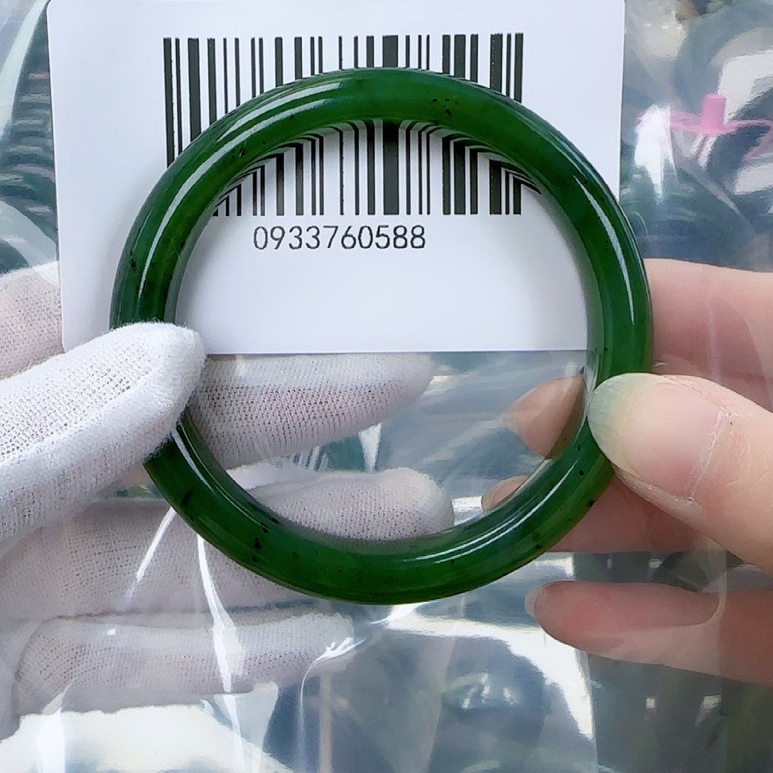 和田玉（碧玉）手镯未镶嵌58