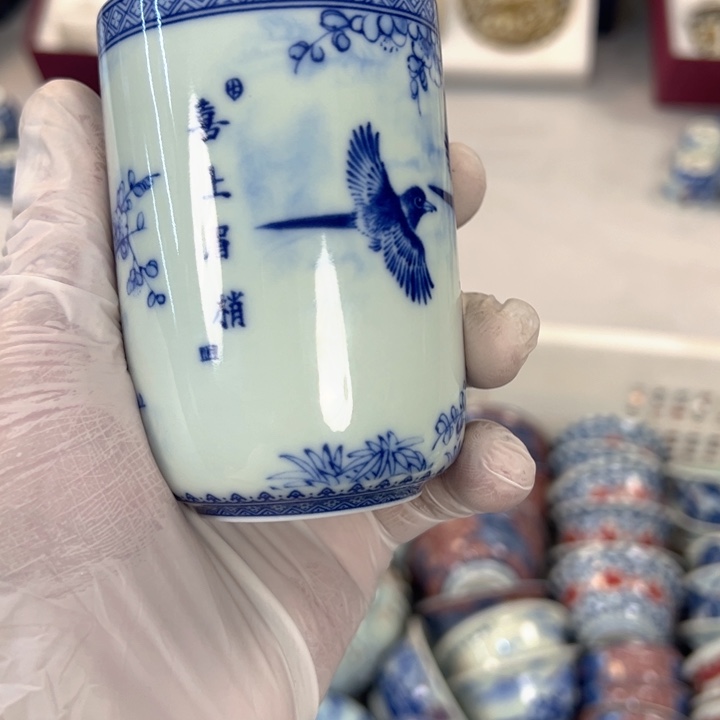 瓷片白青花喜上眉梢直筒杯可乐