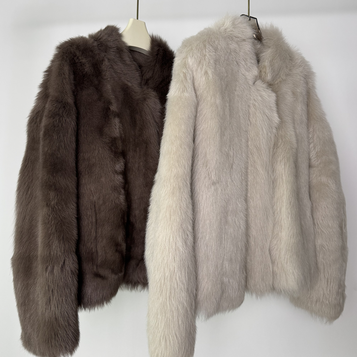 进口托斯卡纳棒球领廓型短款女士冬季保暖时尚皮毛一体外套