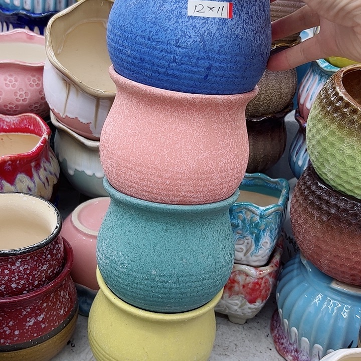 多肉绿植陶瓷花盆9.9包邮，有孔